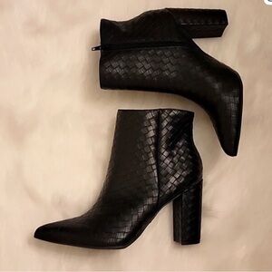 New Look Black Woven Pointed Block Heel Ankle Boots